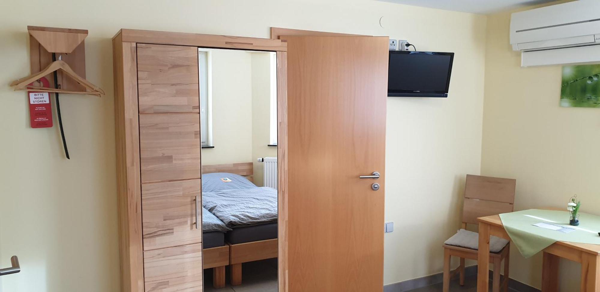 Gaestezimmer , Pension Wauri Waldenbuch Exteriör bild