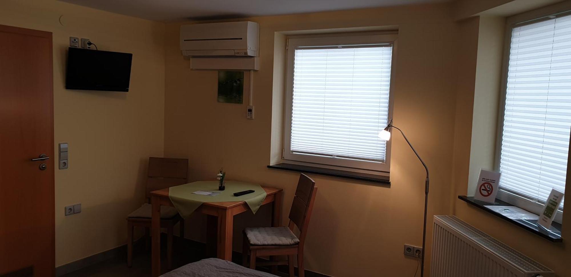 Gaestezimmer , Pension Wauri Waldenbuch Exteriör bild